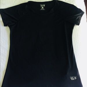 Mountain Hardware Top